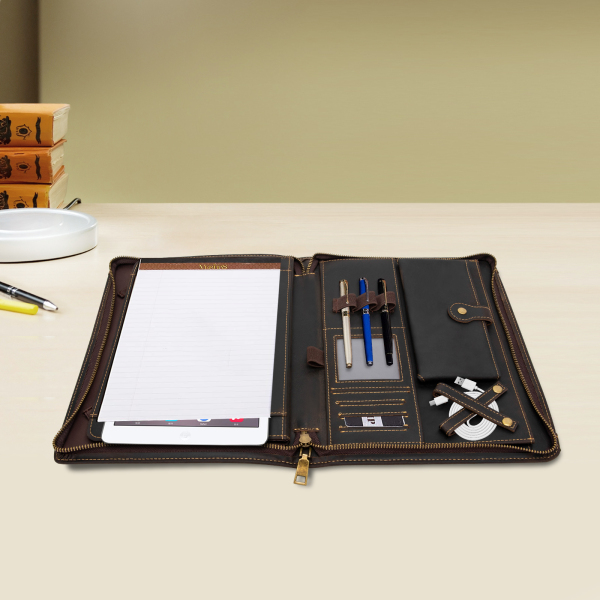 Portefeuillemap van rundleer met ritssluiting voor 9,7 inch tablet en zakelijke documenten, bruin