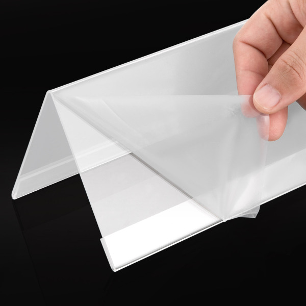 Doorzichtige plastic naamtenthouders Plastic naam kentekenplaathouder Naamtenthouder geplaatst in vergaderruimtes Hotelreceptieklaslokalen Doorzichtige plastic naamtenthouders Plastic naam kentekenplaathouder Naamtenthouder geplaatst in vergaderruimtes Hotelreceptieklaslokalen