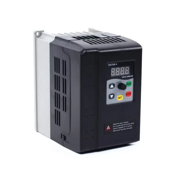 Frequentieomvormer 380V AC 1,5KW VFD Snelheidsregelaar 3-fasen AC-omvormer Roterende stroommotor
