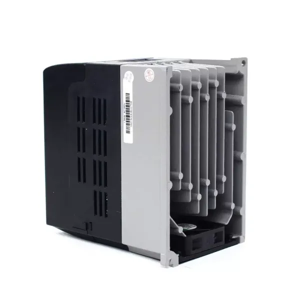 Frequentieomvormer 380V AC 1,5KW VFD Snelheidsregelaar 3-fasen AC-omvormer Roterende stroommotor