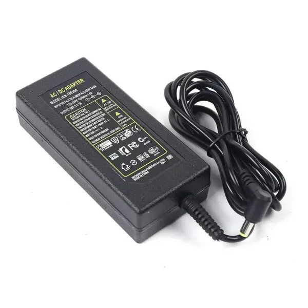 LED-wimper- en make-uplamp - met mobiele telefoonhouder en telescopisch statief LED-wimper- en make-uplamp - met mobiele telefoonhouder en telescopisch statief