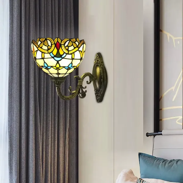 Retro Tiffany wandlamp in landelijke stijl - bedlampje met trekschakelaar