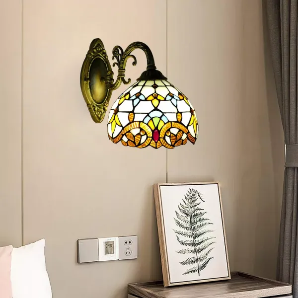 Retro Tiffany wandlamp in landelijke stijl - bedlampje met trekschakelaar
