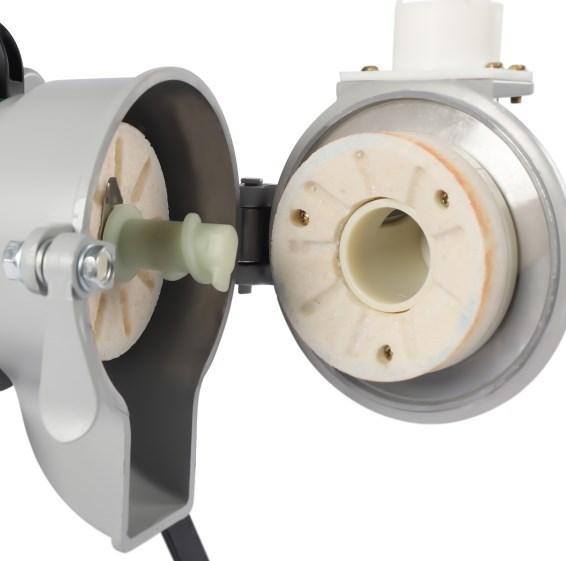 220V graanmolen, elektrisch 2800 tpm, gebruikt voor sojabonen en rijst, groene kleur 220V graanmolen, elektrisch 2800 tpm, gebruikt voor sojabonen en rijst, groene kleur