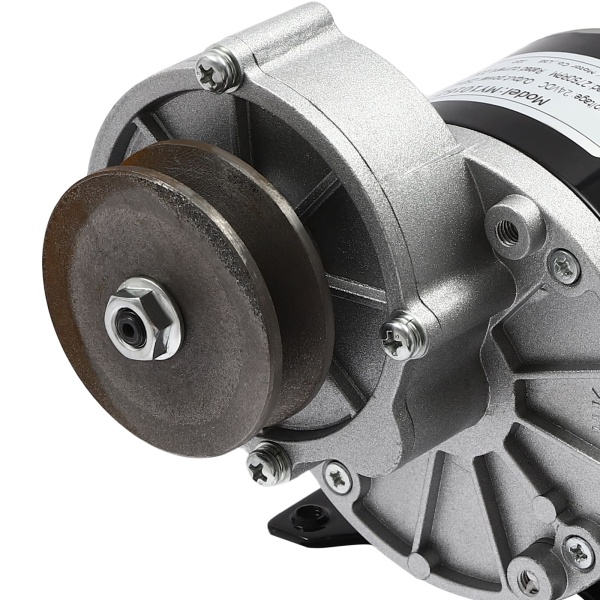 Elektromotor met snelheidsreductie, krachtige elektromotor met riemschijf, reductiemotor Elektromotor met snelheidsreductie, krachtige elektromotor met riemschijf, reductiemotor