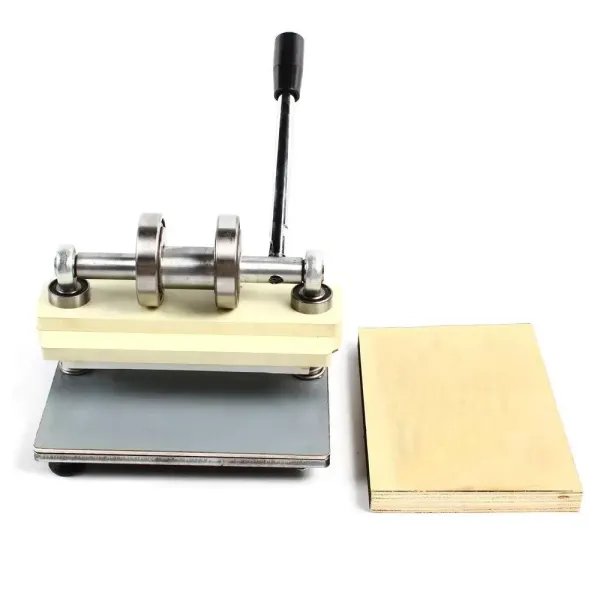 CNCEST-handmatige reliëfmachine van roestvrij staal voor leer en PVC 215 x 100 mm