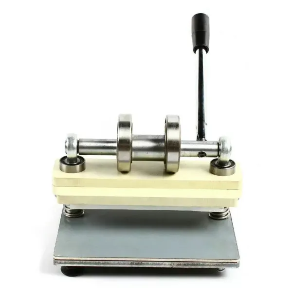 CNCEST-handmatige reliëfmachine van roestvrij staal voor leer en PVC 215 x 100 mm