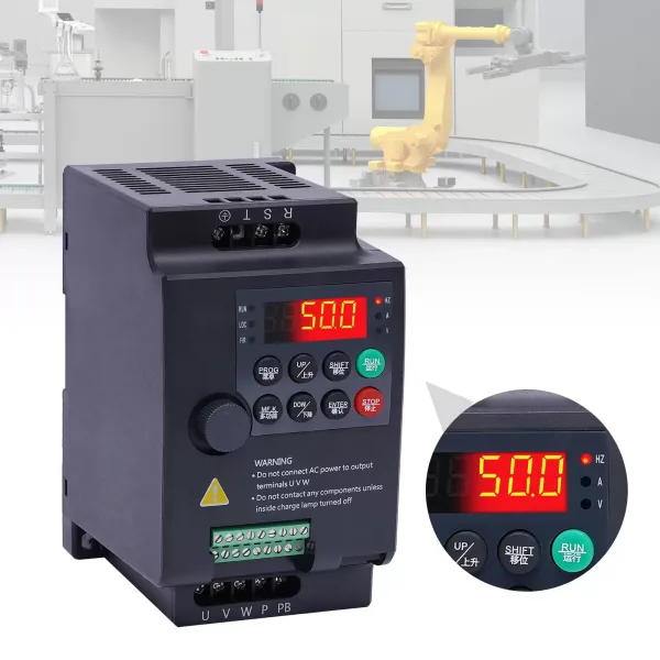 Variabele frequentieaandrijving, AC 220V/2,2KW 3HP 10A CNC VFD-converter Eenfasig naar driefasig voor toerentalregeling van de spilmotor