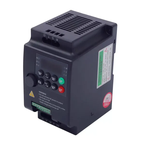 Variabele frequentieaandrijving, AC 220V/2,2KW 3HP 10A CNC VFD-converter Eenfasig naar driefasig voor toerentalregeling van de spilmotor Variabele frequentieaandrijving, AC 220V/2,2KW 3HP 10A CNC VFD-converter Eenfasig naar driefasig voor toerentalregeling van de spilmotor
