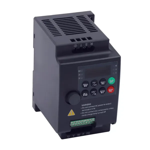 Variabele frequentieaandrijving, AC 220V/2,2KW 3HP 10A CNC VFD-converter Eenfasig naar driefasig voor toerentalregeling van de spilmotor